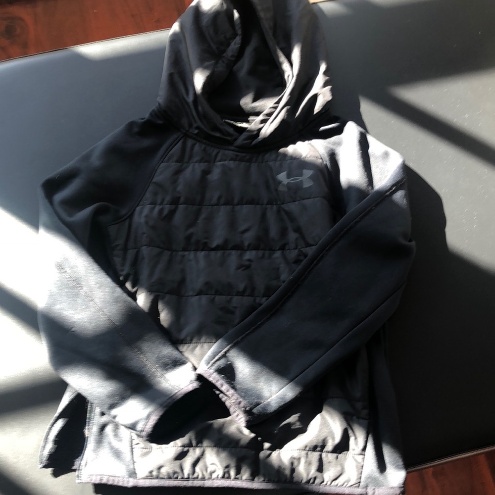 EUC Under Armour padded fleece lined hoodie